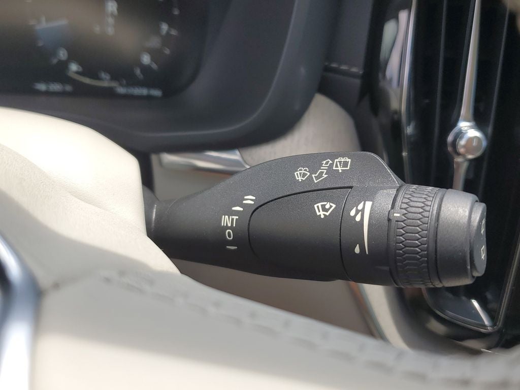 2021 Volvo XC60 T5 Inscription