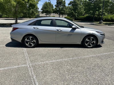 2022 Hyundai Elantra Limited