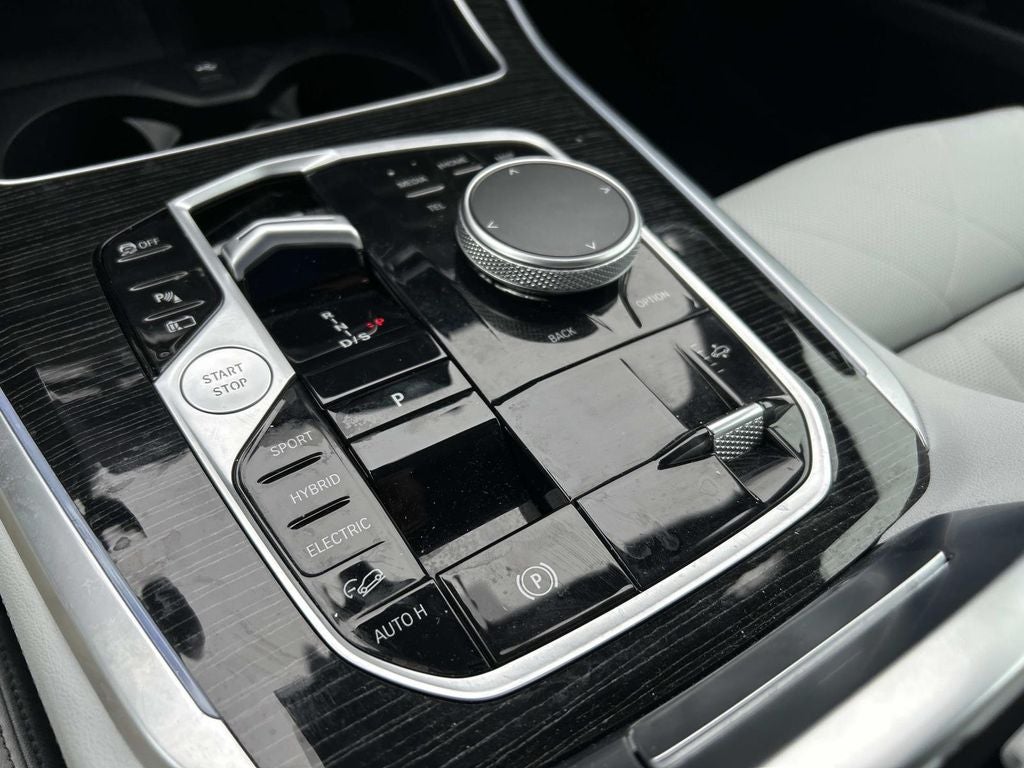 2025 BMW X5 xDrive50e