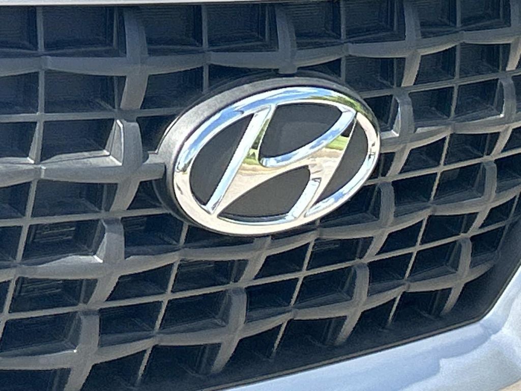 2025 Hyundai Venue SE