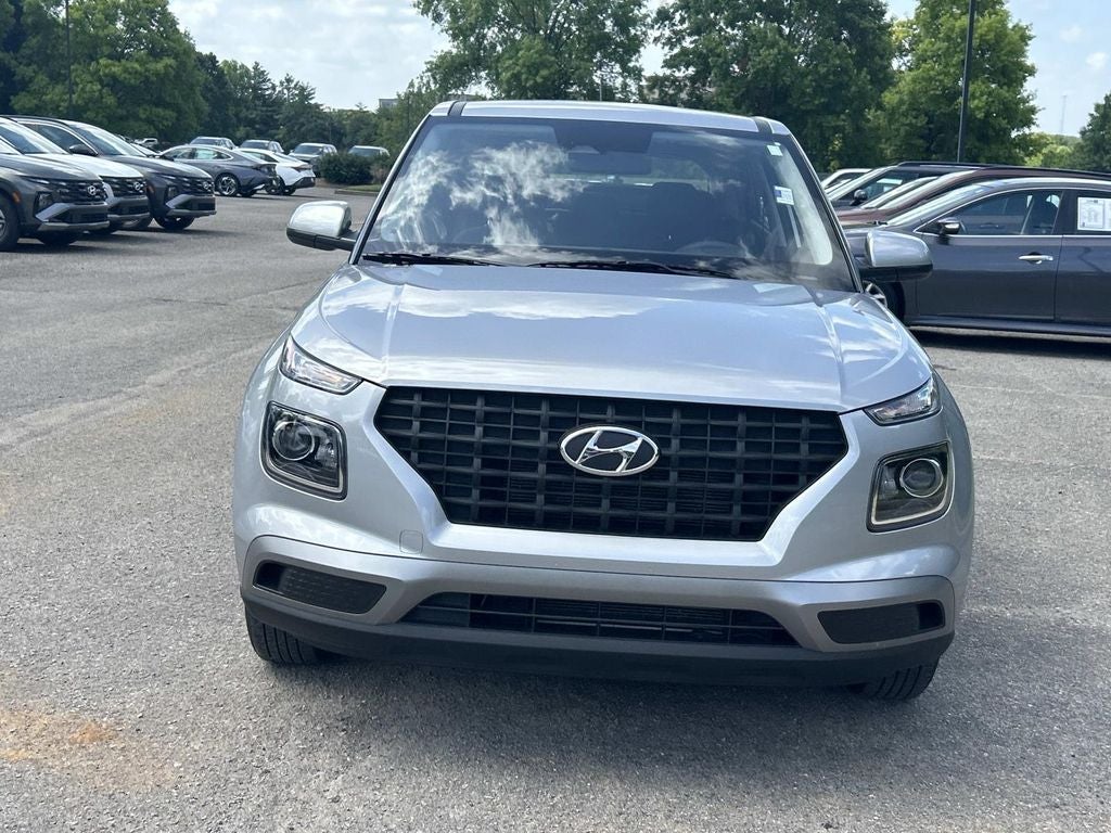 2025 Hyundai Venue SE