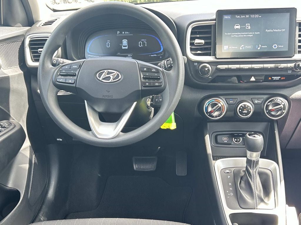 2025 Hyundai Venue SE
