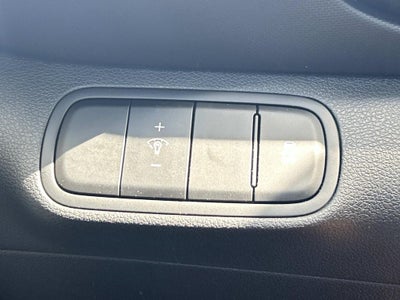 2025 Hyundai Venue SE