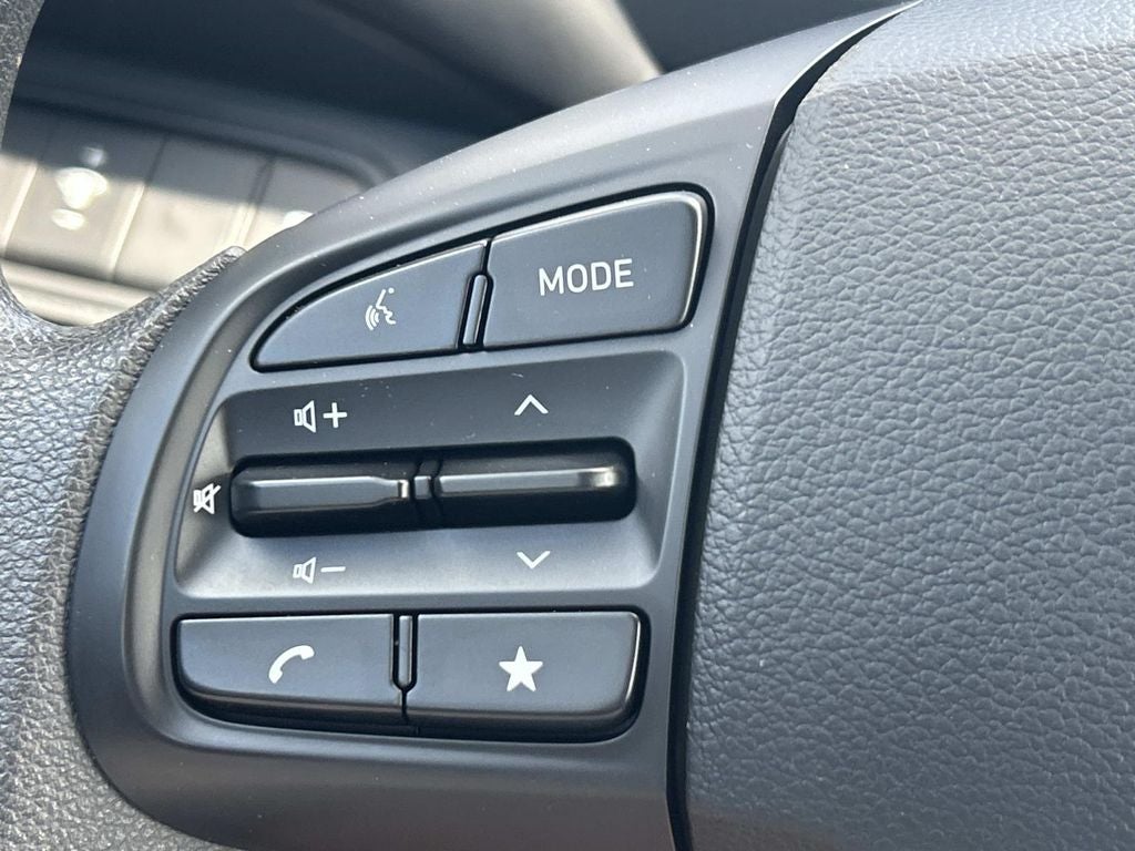 2025 Hyundai Venue SE