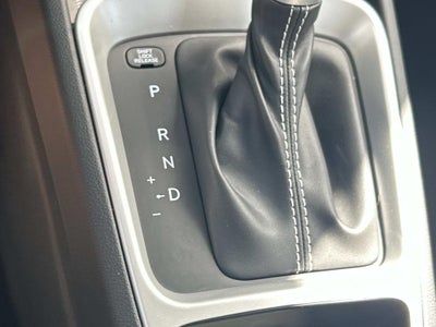 2025 Hyundai Venue SE