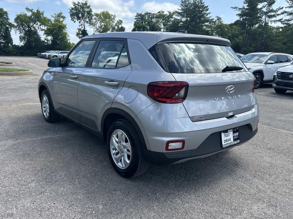 2025 Hyundai Venue SE