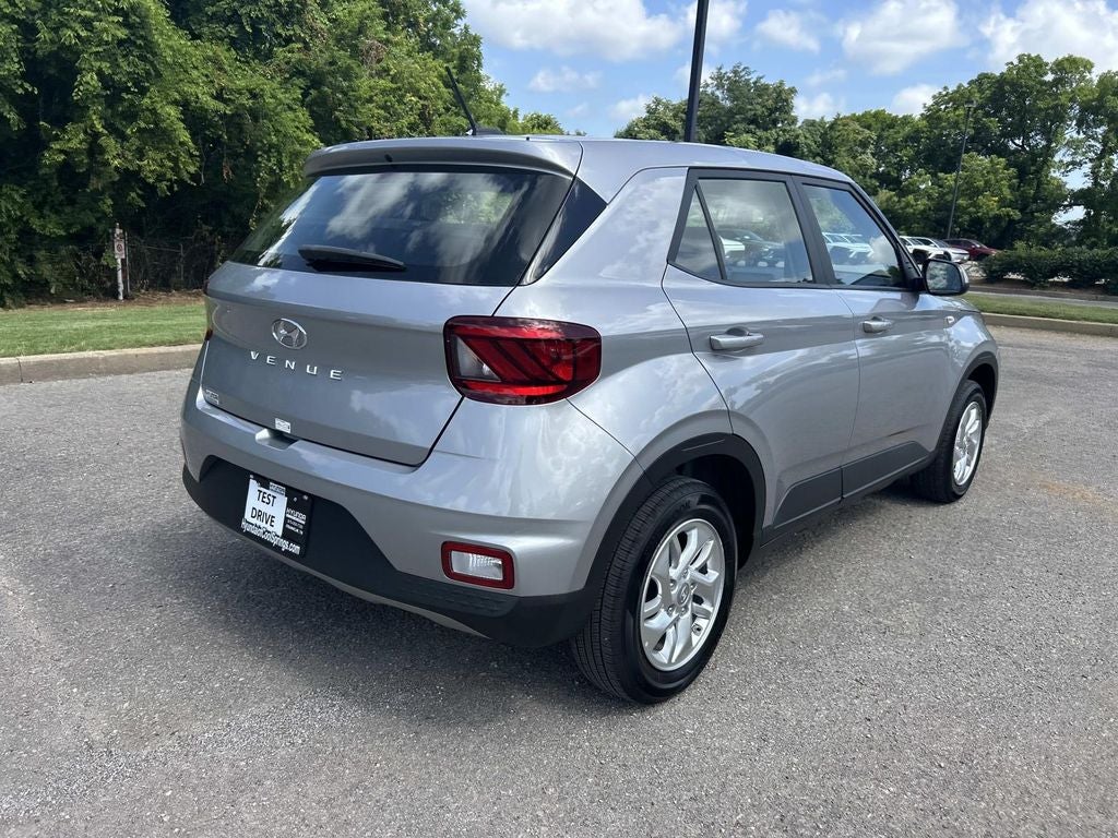 2025 Hyundai Venue SE