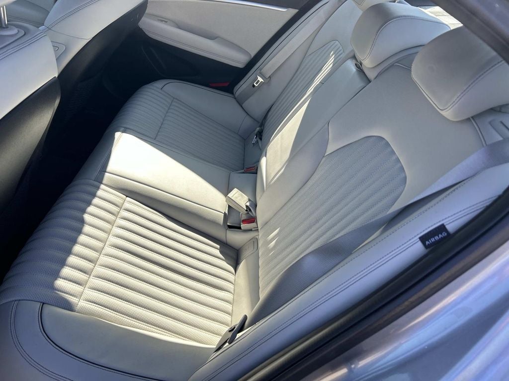 2025 Genesis G70 2.5T