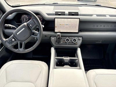 2025 Land Rover Defender X-Dynamic SE