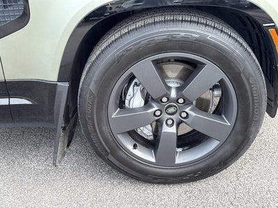 2025 Land Rover Defender X-Dynamic SE