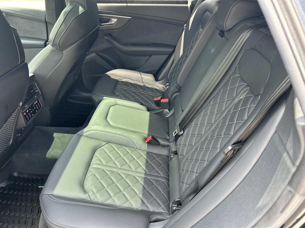 2024 Audi SQ8 Prestige