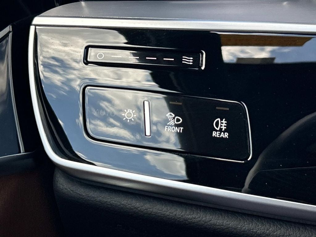 2024 Audi A8 L 55 TFSI quattro