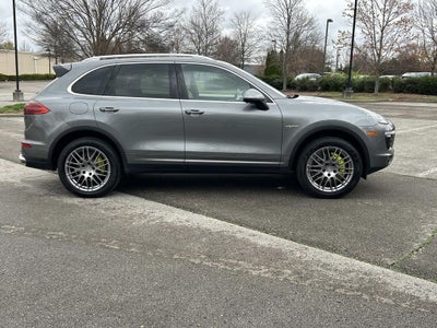 2018 Porsche Cayenne S Platinum Edition E-Hybrid