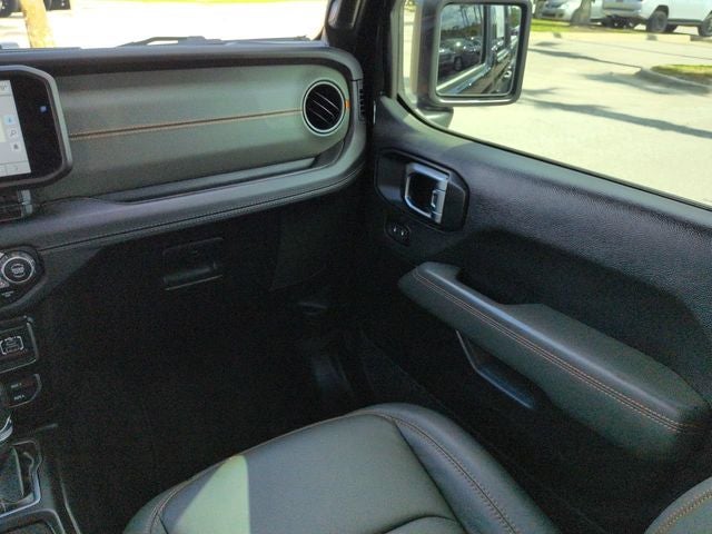 2025 Jeep Gladiator Mojave X