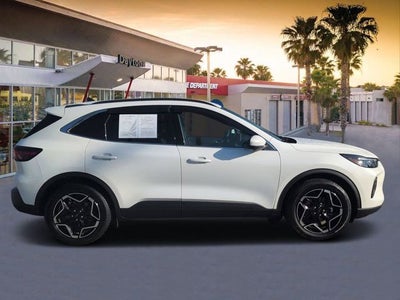 2025 Ford Escape Platinum