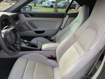 2022 Porsche 911 Carrera