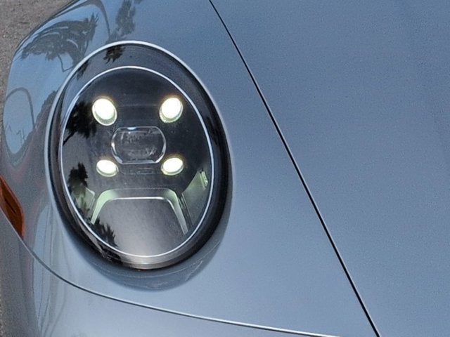 2022 Porsche 911 Carrera