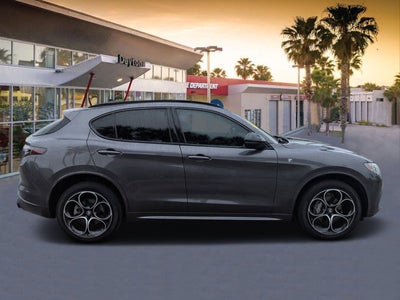 2024 Alfa Romeo Stelvio Ti